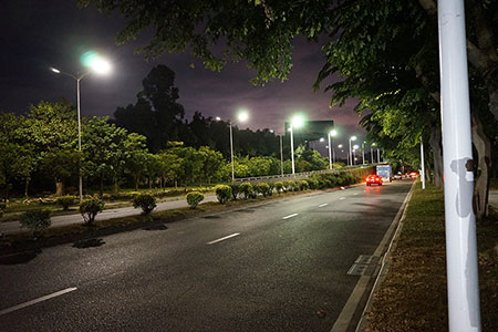 Lampadaire routier LED